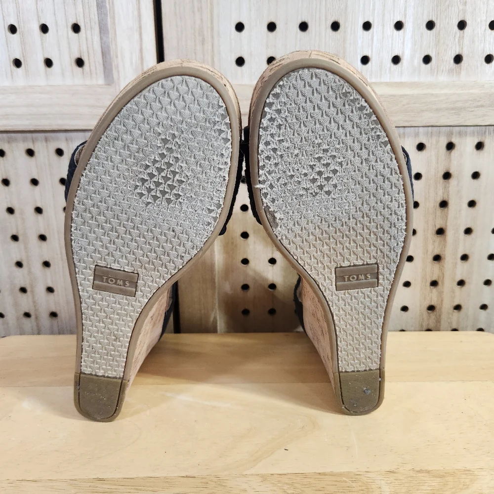 TOMS Women's Cork Platform Clarissa Wedges NAVY Cross Strap Sandals Size 10W